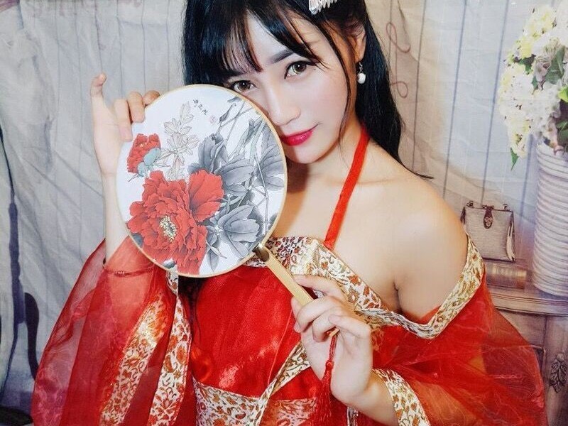诺儿💅的主播海报