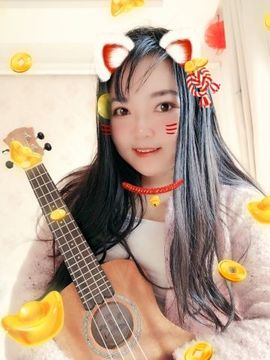 🎸小花🌸主播照片