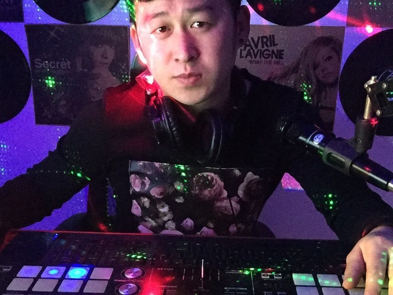 阿多多多多多的主播海报