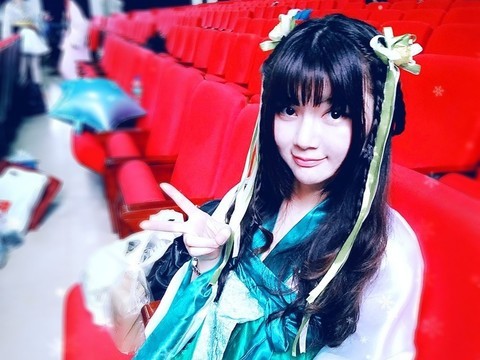 妮子酱~爱唱歌海报