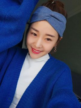 小妖精33主播照片