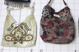 纯手工珠绣包主播照片