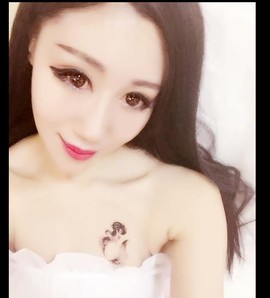 傅园慧.主播照片