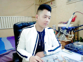 巴彦努力忘记烦脑主播照片