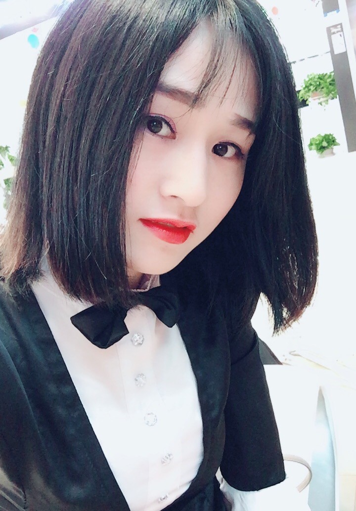 爵士！金金的主播照片