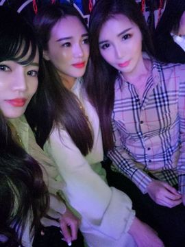 赞赏时候最美主播照片