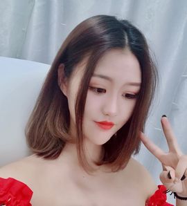 你的雨天主播照片