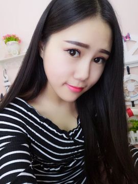 小小休息了主播照片