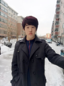 音动男孩主播照片