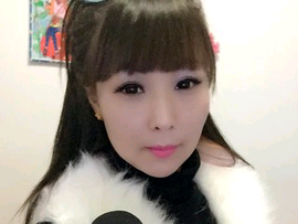 定时出入主播照片