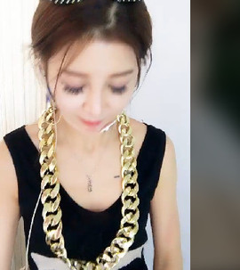 傅园慧.主播照片