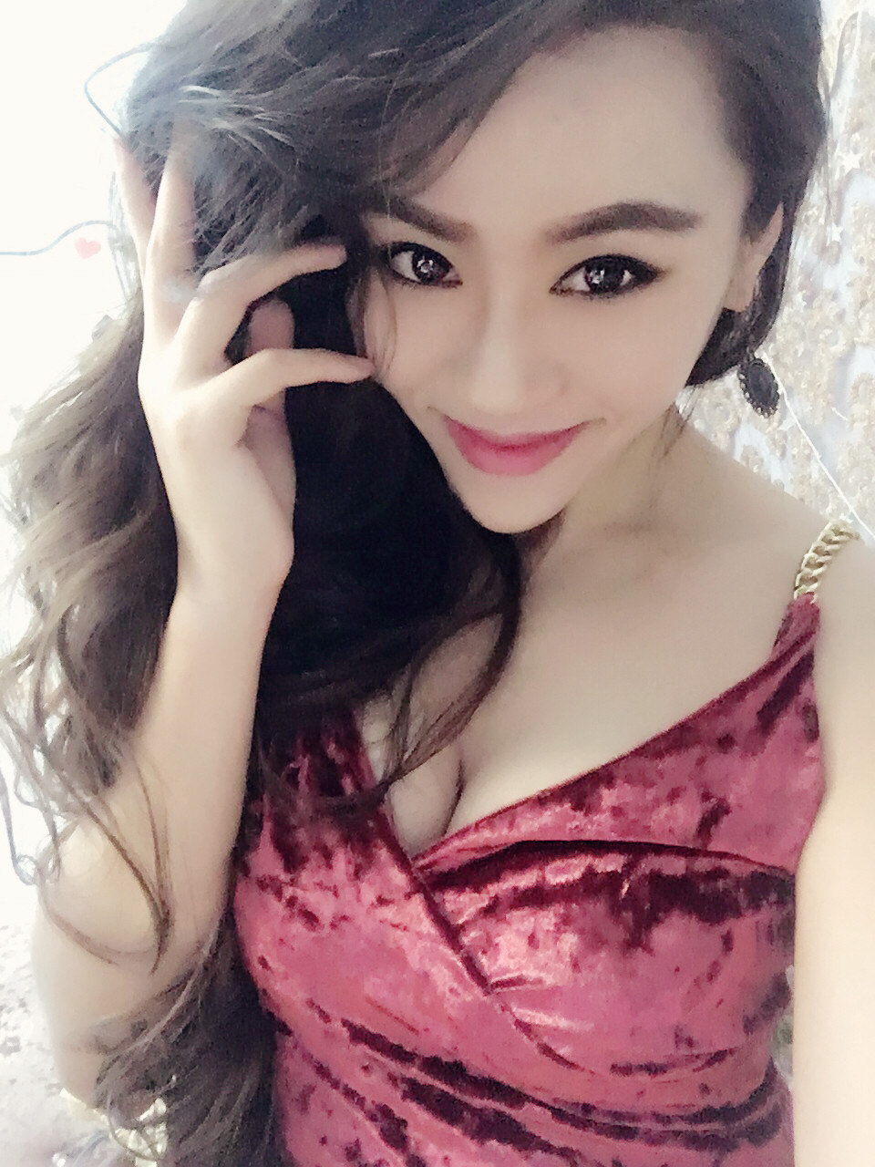 丽闻姐出差中，回来播的主播照片