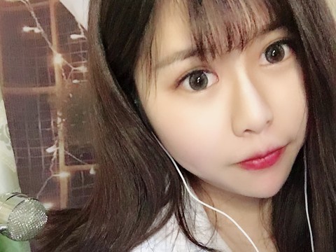 小兄弟🍃海报