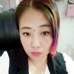 还想二十岁主播照片