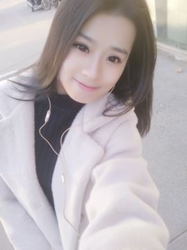 爱笑🌺下周见主播照片