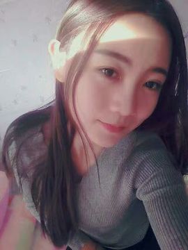虎牙妹停播了主播照片