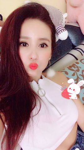 魅丽晴儿主播照片