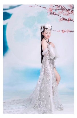 可爱的郭逗逗主播照片