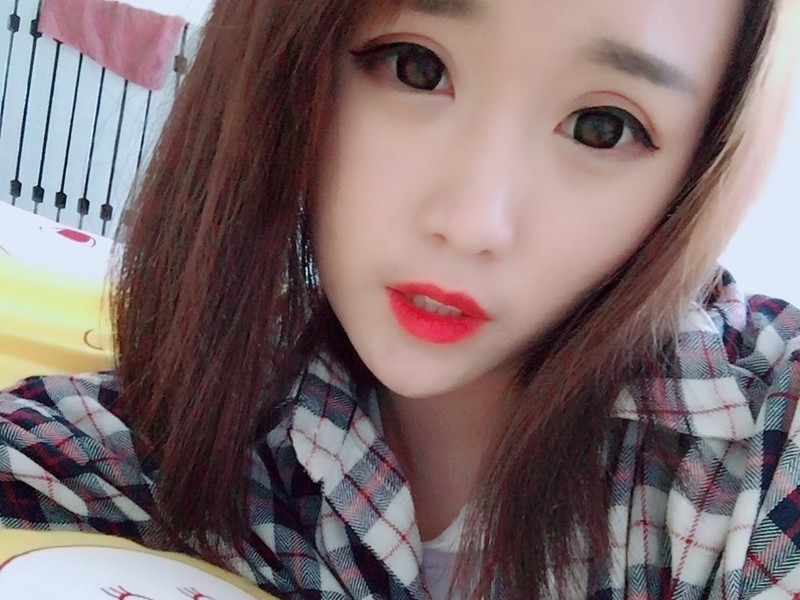 情诗🕺的主播海报