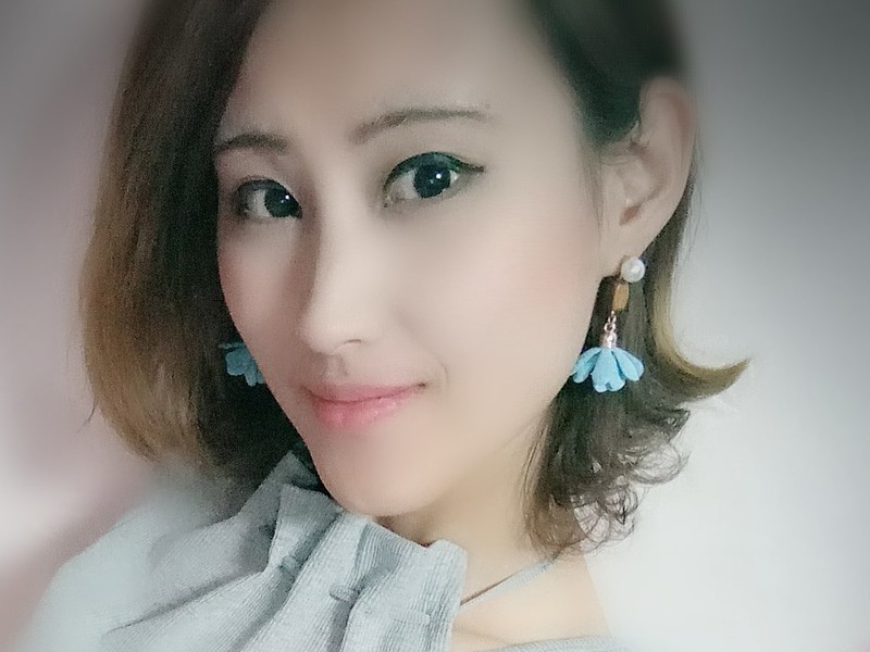 💜爱笑的女孩💜的主播海报