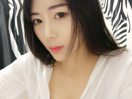 盖秀梅主播照片