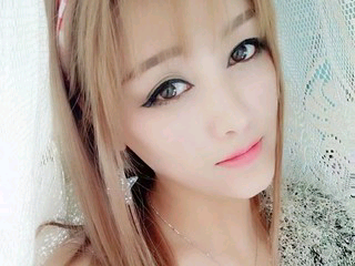 王重坤的主播照片