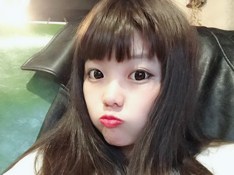 人美声甜海报