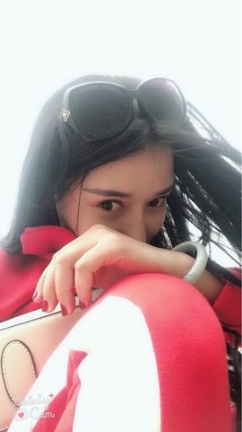 田熙苒主播照片