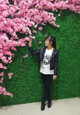 海鸽中午12点半播主播照片