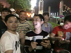 暴风雨过后见彩虹主播照片