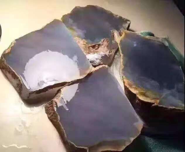 翡翠鉴赏师.逍遥的主播照片