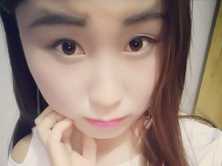 微微开播了的主播照片