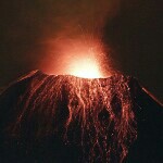 🔥火山来客🔥海报