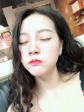 爆爆回来了主播照片