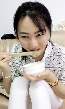 小唐牛主播照片