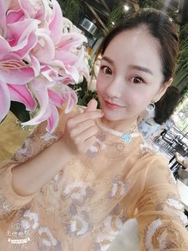 静可可主播照片