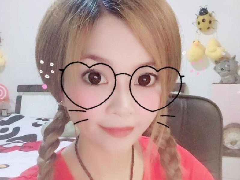 ♫㎜戴❀飞㎜♫的主播海报