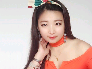 回眸一笑倾心城💛的主播照片