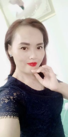国珍万人迷女神兰兰主播照片