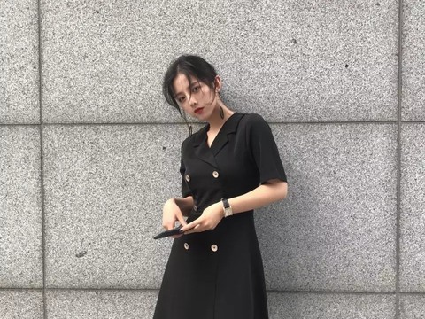 Oops海报