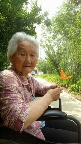 正方图文设计主播照片