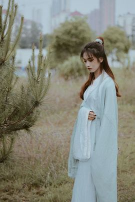酒酒休息主播照片