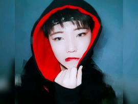 兰兰yj主播照片