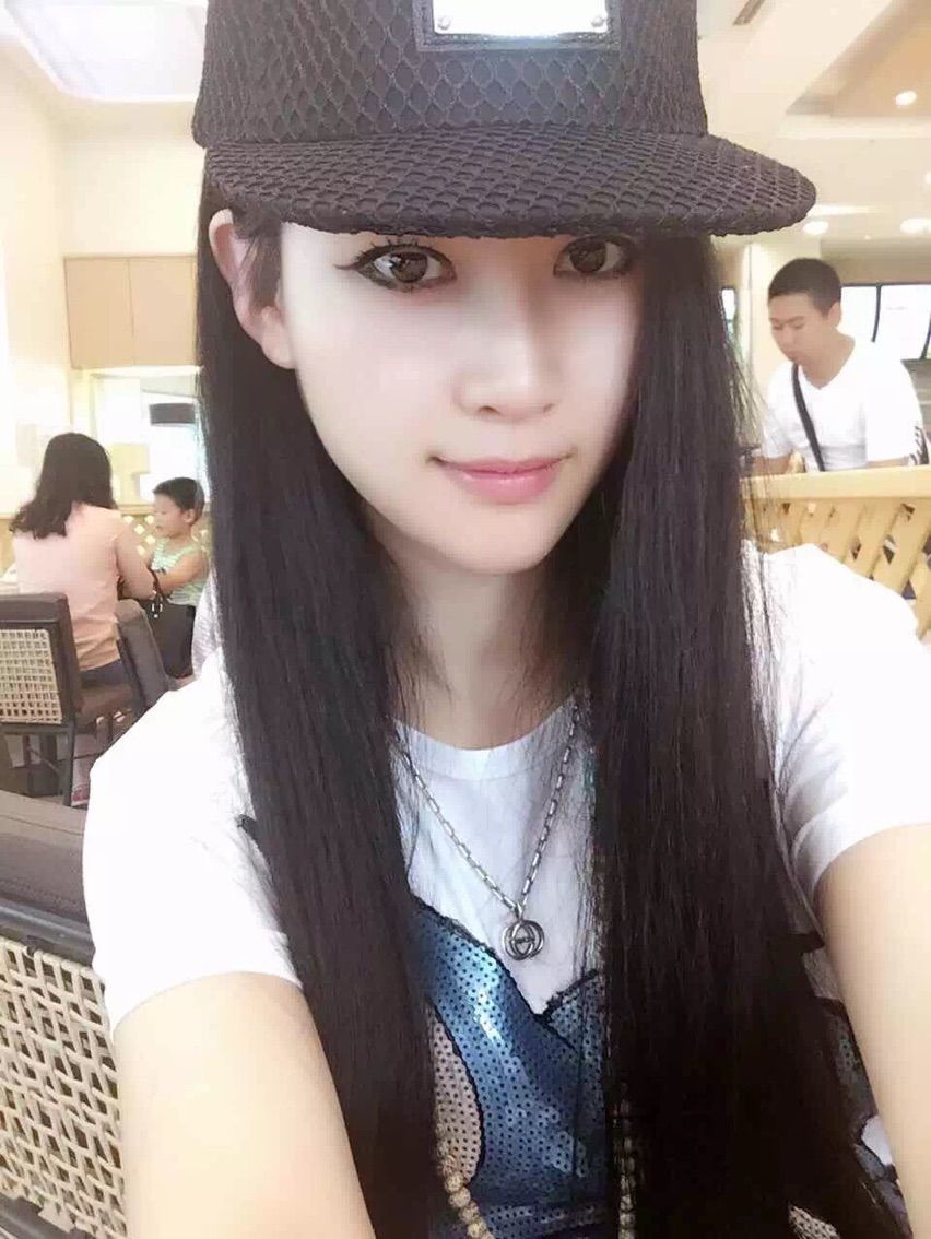 嵗玥蕪婧的主播照片