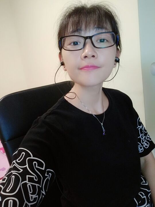 ღ蔡蔡🎙主播照片