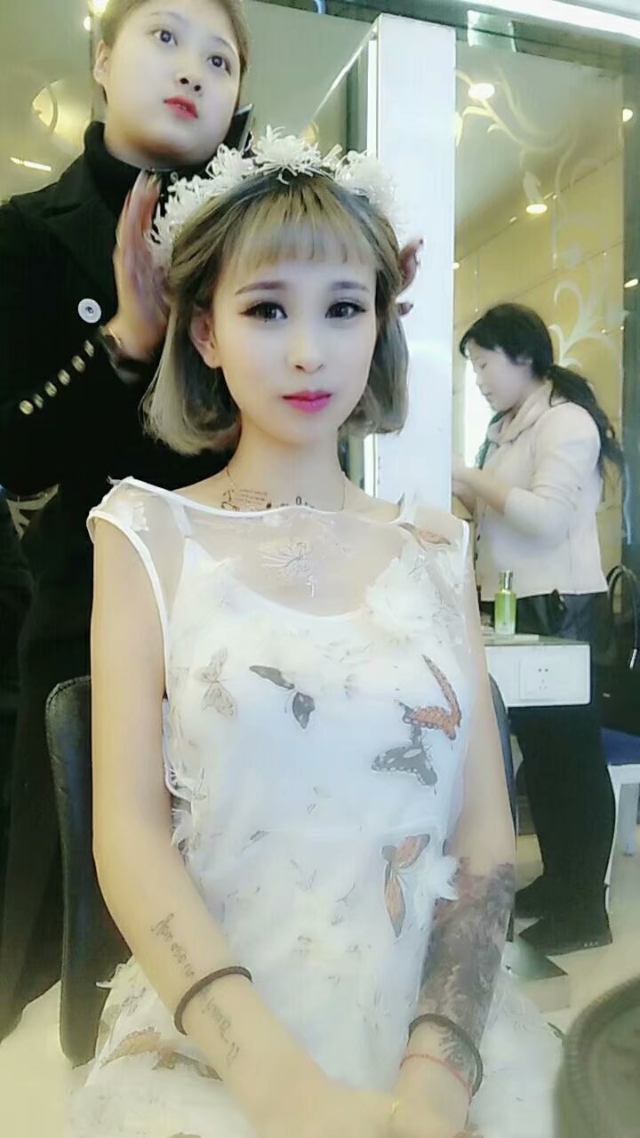 昵称违规，请重新修改的主播照片