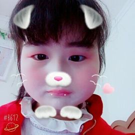 张穆丽主播照片