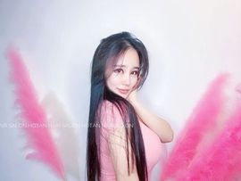 半个温暖主播照片