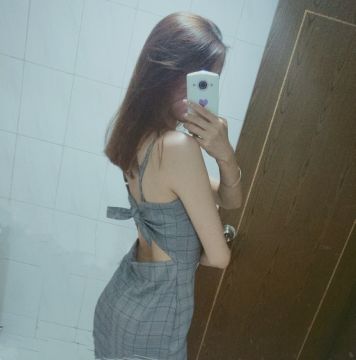 侑侑就当风没来过的主播照片