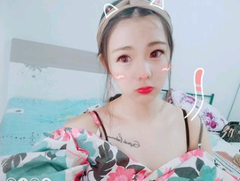 岁月静好**i主播照片